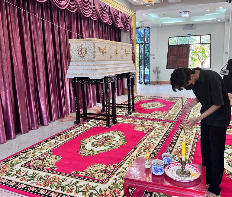 မြန်မာကျောင်းသား ကိုမင်းဘုန်းစစ်နာရေးအား ၂၀၂၄ ခုနှစ် နိုဝင်ဘာလက ထိုင်းနိုင်ငံတွင် ပြုလုပ်စဉ်။ (Photo : Facebook/ Aung Hein Thant)
