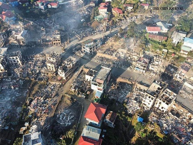 ချင်းတောင်ပေါ်က စစ်ရေးပစ်မှတ် ထန်တလန် ချင်းတောင်ပေါ်က စစ်ရေးပစ်မှတ် ထန်တလန်
