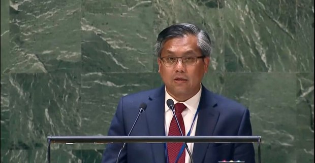 NUG, CRPH တို့နဲ့ ထိတွေ့ဆောင်ရွက်ဖို့ ကုလသမဂ္ဂကို သံအမတ်ကြီး ဦးကျော်မိုးထွန်း တောင်းဆို NUG, CRPH တို့နဲ့ ထိတွေ့ဆောင်ရွက်ဖို့ ကုလသမဂ္ဂကို သံအမတ်ကြီး ဦးကျော်မိုးထွန်း တောင်းဆို