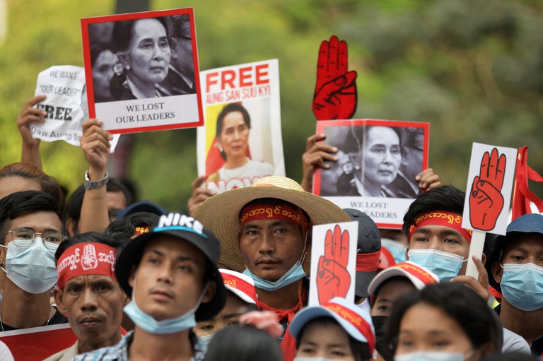 2021-02-22T000000Z_2052283990_RC2MXL9D3HTQ_RTRMADP_3_MYANMAR-POLITICS.JPG 2021-02-22T000000Z_2052283990_RC2MXL9D3HTQ_RTRMADP_3_MYANMAR-POLITICS.JPG