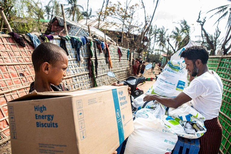 ရခိုင်ပြည်နယ်အတွင်း UNOCHA မှ ကူညီထောက်ပံ့ပေးမှုများအား ၂၀၂၃ ခုနှစ်၊ ဇွန်လ ၂ ရက်နေ့က တွေ့ရစဉ်။ ( Photo : UNOCHA Myanmar )