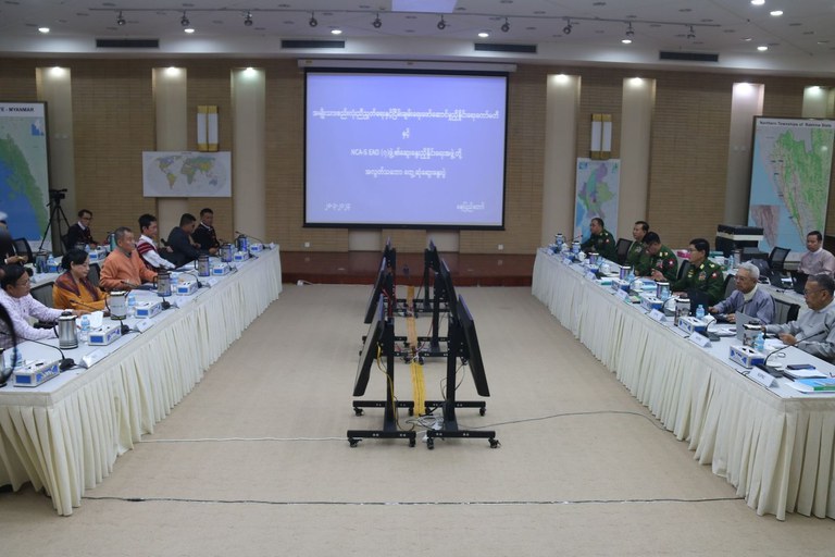 EAO-NSPNC meeting NCA-S EAO (၇) ဖွဲ့၏ အလွတ်သဘောဆွေးနွေးညှိနှိုင်းရေးအဖွဲ့နှင့် အမျိုးသားစည်းလုံးညီညွတ်ရေးနှင့် ငြိမ်းချမ်းရေးဖော်ဆောင်မှုညှိနှိုင်းရေးကော်မတီ (NSPNC) တို့၏ အလွတ်သဘောအစည်းအဝေးကို ၂၀၂၃ ခုနှစ် မတ်လ ၂၈ ရက်နေ့က ပြုလုပ်ခဲ့စဉ်။ (Photo: NCA-S EAO)