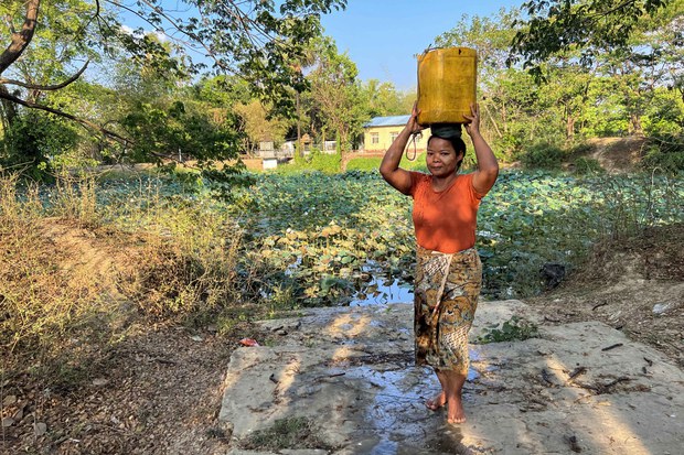 ခေတ်အဆက်ဆက် သောက်သုံးရေ အဆင်မပြေသေးတဲ့ ဒလ