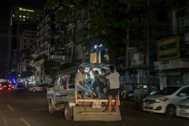 yangon-4.jpg