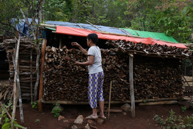 kayan-refugees-10.jpg