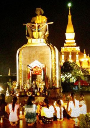 F-that-luang-festival F-that-luang-festival