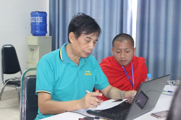 ພາສາລາວ ເປັນພາສາ ທີ່ມີໂຕງໂຕຍ ຟັງແລ້ວອອນຊອນ