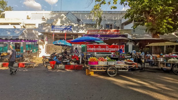 ໂຄວິດ-19 ຮອບສອງ ໃນລາວ ກະທົບຕໍ່ເສຖກິຈ ໂຄວິດ-19 ຮອບສອງ ໃນລາວ ກະທົບຕໍ່ເສຖກິຈ