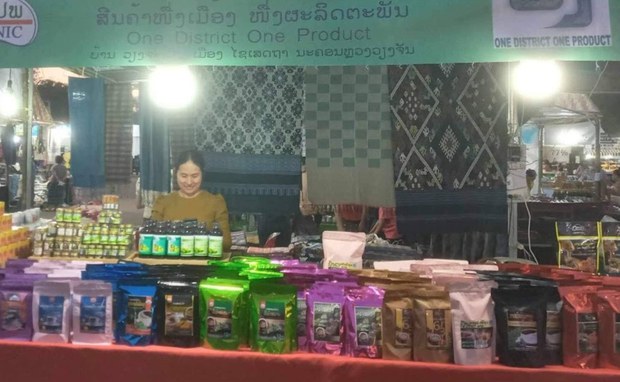 ແຂວງບໍ່ແກ້ວ ສົ່ງເສີມ ໃຫ້ບໍຣິໂພກສິນຄ້າ ພາຍໃນປະເທດ ຫຼາຍຂຶ້ນ ແຂວງບໍ່ແກ້ວ ສົ່ງເສີມ ໃຫ້ບໍຣິໂພກສິນຄ້າ ພາຍໃນປະເທດ ຫຼາຍຂຶ້ນ