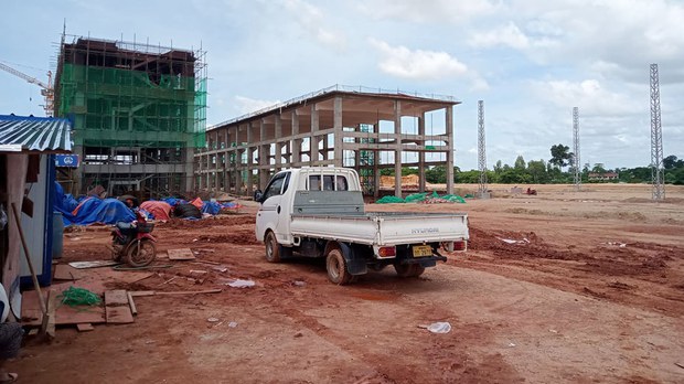 ຈີນ ຍັງບໍ່ຈ່າຍເງິນ ຄົນງານລາວເທື່ອ ຈີນ ຍັງບໍ່ຈ່າຍເງິນ ຄົນງານລາວເທື່ອ