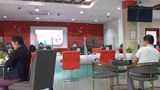 ທະນາຄານທຸຣະກິຈ ສືບຕໍ່ງົດຂາຍ ເງິນຕຣາຕ່າງປະເທດ