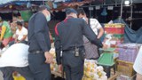 ຫຼາຍແຂວງຢູ່ລາວ ອອກກວດກາ ຣາຄາສິນຄ້າ