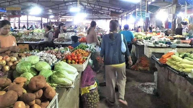 ຊາວກະສິກອນ ຢາກໃຫ້ພາກຣັຖ ຫາຕລາດ ຂາຍຜົລຜລິຕ ໃຫ້