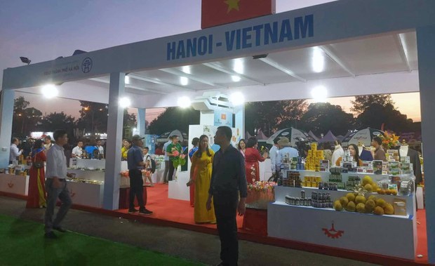 ເປີດຕລາດ ການຄ້າຊາຍແດນ 3 ປະເທດ ຢູ່ແຂວງຜົ້ງສາລີ ເປີດຕລາດ ການຄ້າຊາຍແດນ 3 ປະເທດ ຢູ່ແຂວງຜົ້ງສາລີ