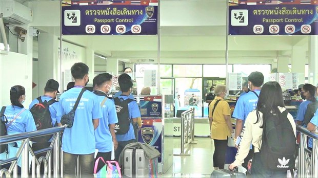 ມີການລົງທຶນ ໃນລາວຫຼາຍທີ່ສຸດ ແຕ່ຄົນລາວ ບໍ່ມີວຽກເຮັດ ມີການລົງທຶນ ໃນລາວຫຼາຍທີ່ສຸດ ແຕ່ຄົນລາວ ບໍ່ມີວຽກເຮັດ