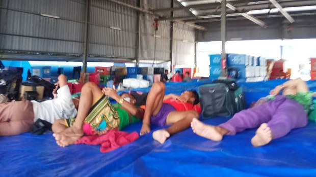 ສະພາບຄົນງານລາວ ທີ່ຄ້າງຢູ່ ມາເລເຊັຽ ສະພາບຄົນງານລາວ ທີ່ຄ້າງຢູ່ ມາເລເຊັຽ