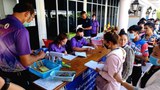 ຄົນງານລາວຢູ່ໄທຍ ສາມາດເຮັດວຽກໄດ້ ໃນລະຫວ່າງດຳເນີນການ ຕໍ່ໃບອະນຸຍາດ