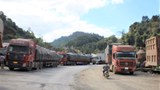 ທຸຣະກິຈ ຂົນສົ່ງສິນຄ້າລາວ ເສັຽລູກຄ້າໃຫ້ ບໍຣິສັດຈີນ
