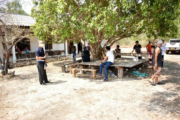 ຣັຖບານລາວຢືມອີກ 10 ລ້ານ ຕ້ານໂຄວິດ-19 ຣັຖບານລາວຢືມອີກ 10 ລ້ານ ຕ້ານໂຄວິດ-19