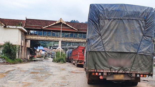 ປະເທດລາວ ຍັງຂາດດຸນການຄ້າ ຢ່າງຕໍ່ເນື່ອງ
