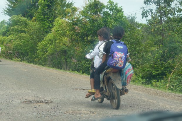 ປະຊາຊົນ ຮຽກຮ້ອງຣັຖບານ ປັບປຸງຄວາມປອດໄພ ໃຫ້ນັກທ່ອງທ່ຽວ