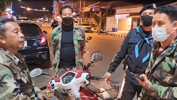 ຍັງມີຄົນລາວ ລັກຂ້າມໄປເຮັດວຽກ ຢູ່ໄທຍຫຼາຍໃນແຕ່ລະເດືອນ