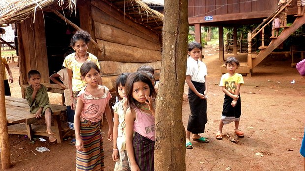 ນັກຮຽນມັທຍົມຫຼາຍແຂວງ ໄດ້ຖິ້ມການຮຽນ ນັກຮຽນມັທຍົມຫຼາຍແຂວງ ໄດ້ຖິ້ມການຮຽນ