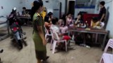 ຕໍາຣວດ ປັບໃໝ ຮ້ານກິນດື່ມ ລະເມີດ ຄໍາສັ່ງ