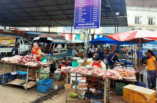 ບັນຫາເງິນກີບເຟີ້ ຍັງສົ່ງຜົນໃຫ້ລາຄາສິນຄ້າ ຖີບໂຕສູງຂຶ້ນຕໍ່ເນື່ອງ