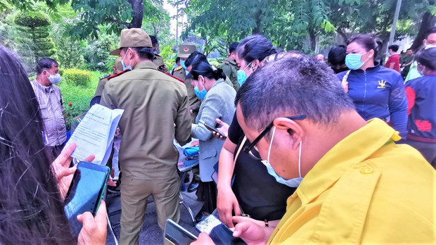 ທາງການ ເຕືອນລະວັງຕົກເຫຍື່ອ ກຸ່ມໂຄສະນາ ລະດົມເງິນຝາກ ຜົລຕອບແທນສູງ ທາງການ ເຕືອນລະວັງຕົກເຫຍື່ອ ກຸ່ມໂຄສະນາ ລະດົມເງິນຝາກ ຜົລຕອບແທນສູງ