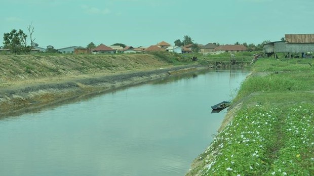 ເຊັນສັນຍາ ພັທນາ ເຂດພິເສຖກິຈ ບຶງທາດຫລວງ