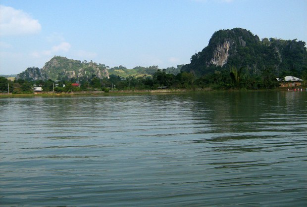 F-lake
