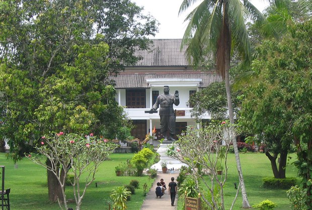 F-Luangprabang