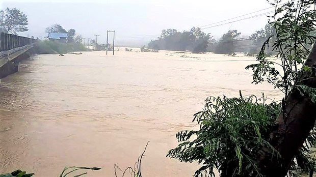 ນ້ຳຖ້ວມ ຊັພສິນ ຊາວບ້ານ 3 ແຂວງພາກໃຕ້ ນ້ຳຖ້ວມ ຊັພສິນ ຊາວບ້ານ 3 ແຂວງພາກໃຕ້