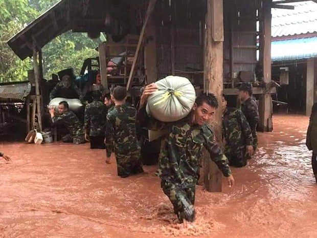 ນໍ້າຖ້ວມກະທັນຫັນຢູ່ ເມືອງລອງ ຂ.ຫຼວງນໍ້າທາ