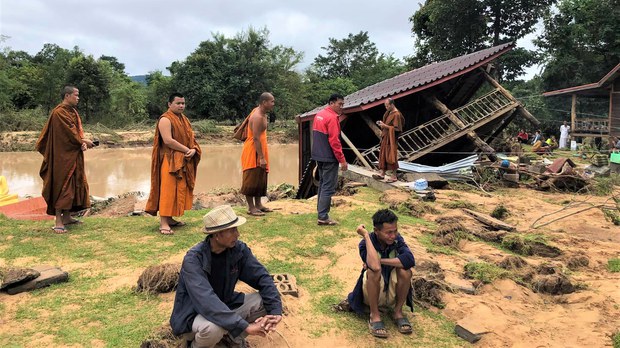 ຜົລເສັຽຫາຍ ພາຍຫຼັງພະຍຸຖລົ່ມ ພາກໃຕ້ ຂອງລາວ ຜົລເສັຽຫາຍ ພາຍຫຼັງພະຍຸຖລົ່ມ ພາກໃຕ້ ຂອງລາວ