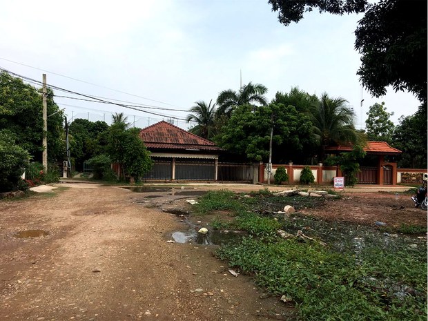 ຊາວບ້ານໜອງໄຮໄດ້ ກິ່ນເໝັນ ນ້ຳເປື້ອນ ຊາວບ້ານໜອງໄຮໄດ້ ກິ່ນເໝັນ ນ້ຳເປື້ອນ