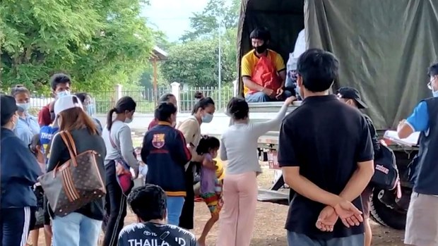 12 ສິງຫາ ຜູ້ຕິດໂຄວິດ-19 ເພີ່ມອີກ 305 ຄົນ 12 ສິງຫາ ຜູ້ຕິດໂຄວິດ-19 ເພີ່ມອີກ 305 ຄົນ