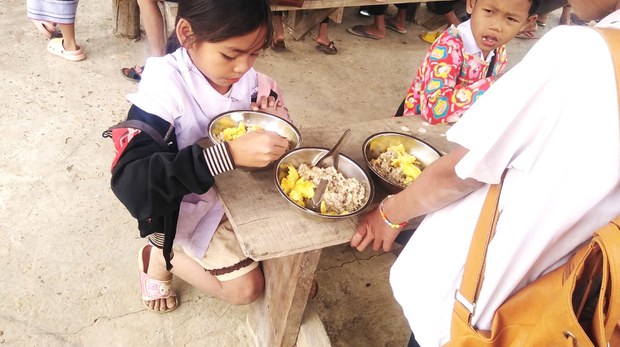 ເດັກນ້ອຍ ຂາດສານອາຫານ ເປັນບັນຫານຶ່ງ ກັບການພັທນາ ປະເທດ ເດັກນ້ອຍ ຂາດສານອາຫານ ເປັນບັນຫານຶ່ງ ກັບການພັທນາ ປະເທດ