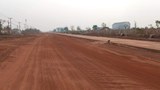 ຊາວບ້ານ ຢູ່ເມືອງໄຊທານີ ໄດ້ຮັບຄວາມເດືອດຮ້ອນ ຈາກເສັ້ນທາງທີ່ເປັນຂີ້ຝຸ່ນ