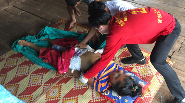 ຊາວບ້ານ ເມືອງສນາມໄຊ ກິນເຫັດເບື່ອ ເສັຽຊີວິຕ ຊາວບ້ານ ເມືອງສນາມໄຊ ກິນເຫັດເບື່ອ ເສັຽຊີວິຕ