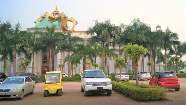 ຊ່ອຍແມ່ຍິງລາວ ເ​ຫຍື່ອຄ້າມະນຸສ ຈາກຄິງສ໌ ໂຣມັນສ໌