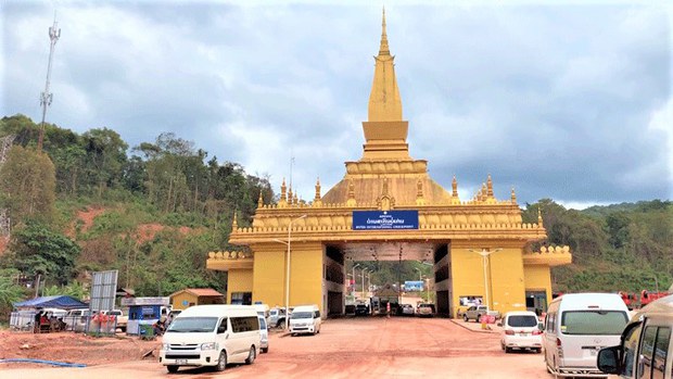 ແມ່ຍິງ, ເດັກນ້ອຍແມ່ຍິງລາວ ຖືກສົ່ງກັບປະເທດ