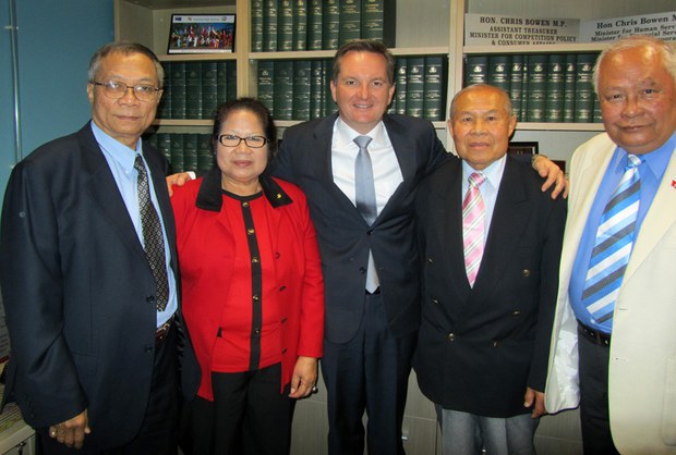 F-Chris-Bowen