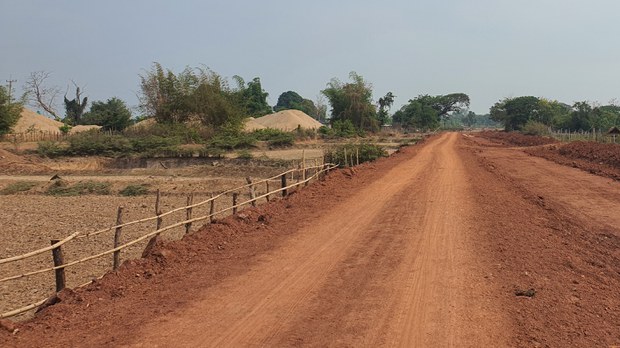 ຊາວບ້ານ ຢ້ານດິນຖືກຍຶດ ຫາກບໍ່ມີໃບຕາດິນ