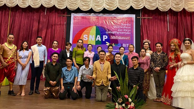 ກຸ່ມຄົນຫຼາຍເພດຢູ່ລາວ ຍັງພົບ ອຸປສັກ ກຸ່ມຄົນຫຼາຍເພດຢູ່ລາວ ຍັງພົບ ອຸປສັກ