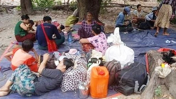 ທະຫານພະມ້າ ສືບຕໍ່ໂຈມຕີ ກຸ່ມກອງກຳລັງ ປົກປ້ອງປະຊາຊົນ
