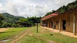 ຣັຖບານ ຫລຸດຈຳນວນໂຄຕ້າ ຣັຖກອນໃໝ່ລົງ