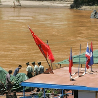 china_laos_mekong2a.jpg china_laos_mekong2a.jpg
