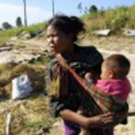 LAOS_DAM_MOTHER_KID_180.jpg LAOS_DAM_MOTHER_KID_180.jpg